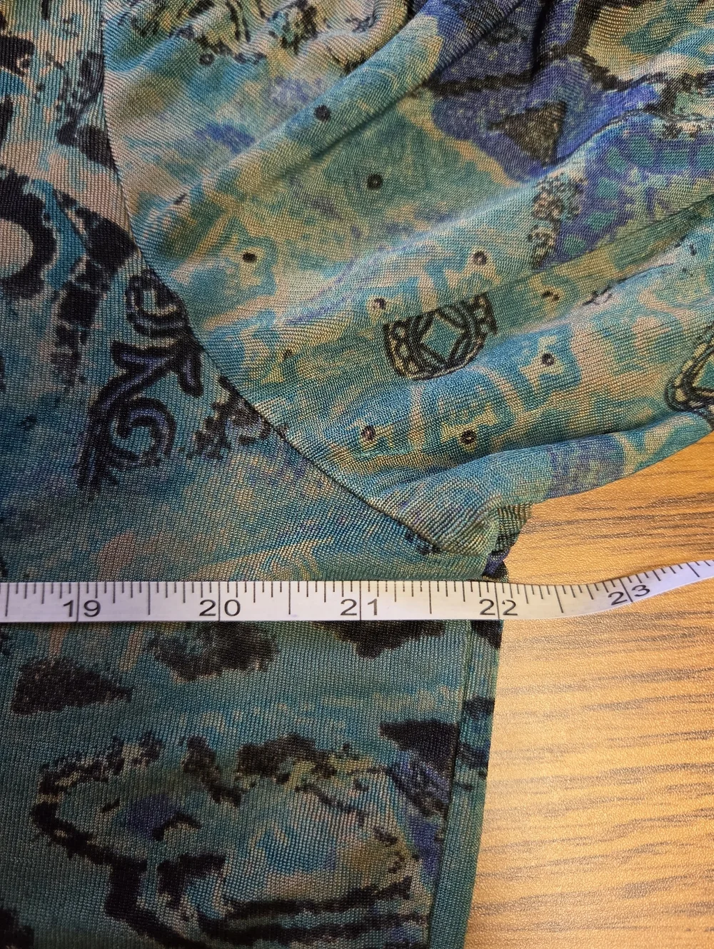 Chico's Travelers Teal Paisley V-Neck Top Size XL - Picture 5 of 7